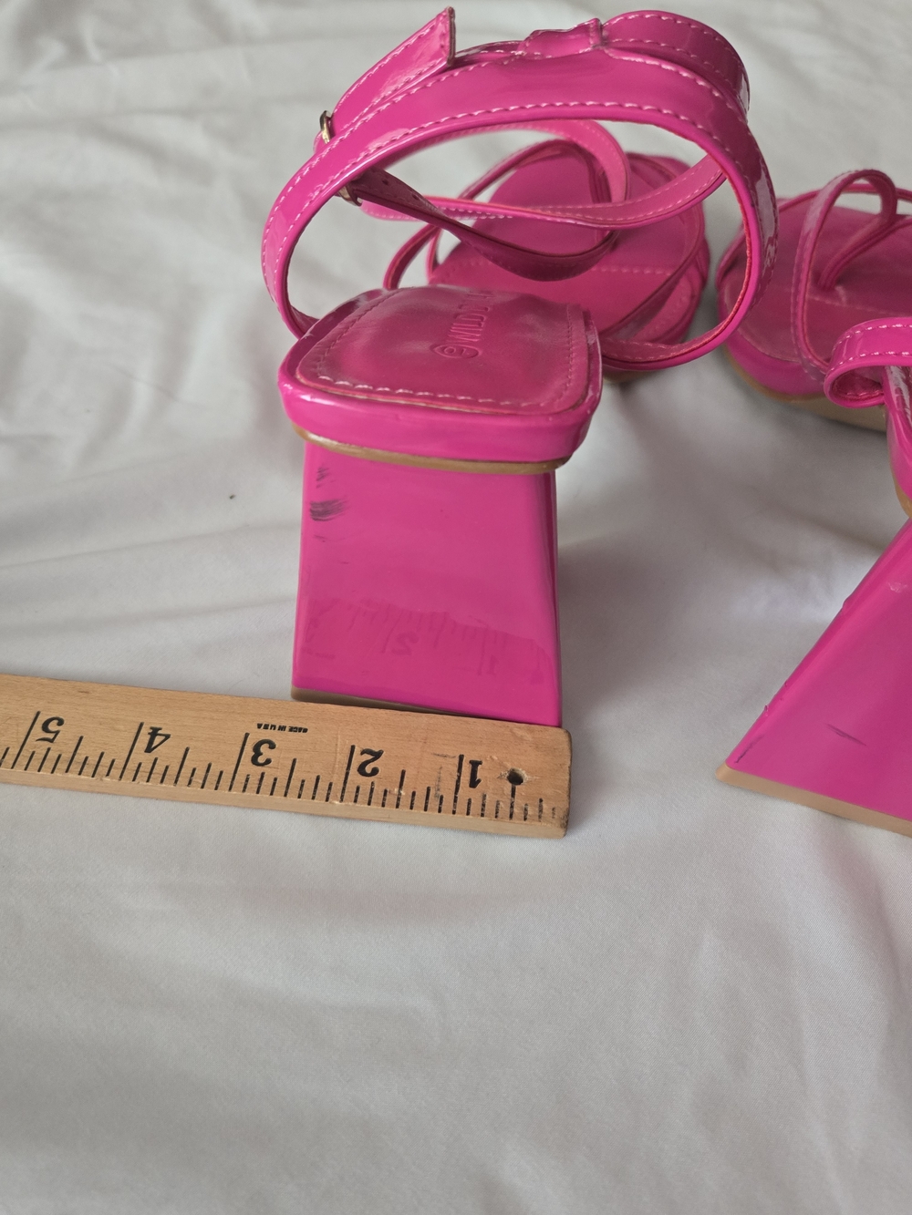 Wild Diva Hot Pink Strappy Block Heel Sandals Sz 10 - Picture 9 of 11